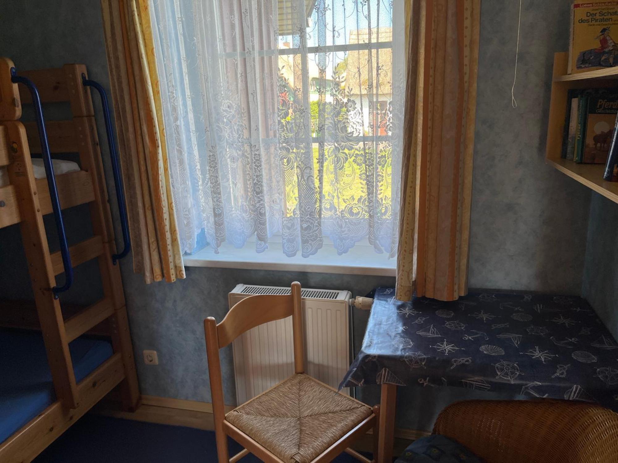 Ferienwohnung "Seemoewe" ボルン エクステリア 写真
